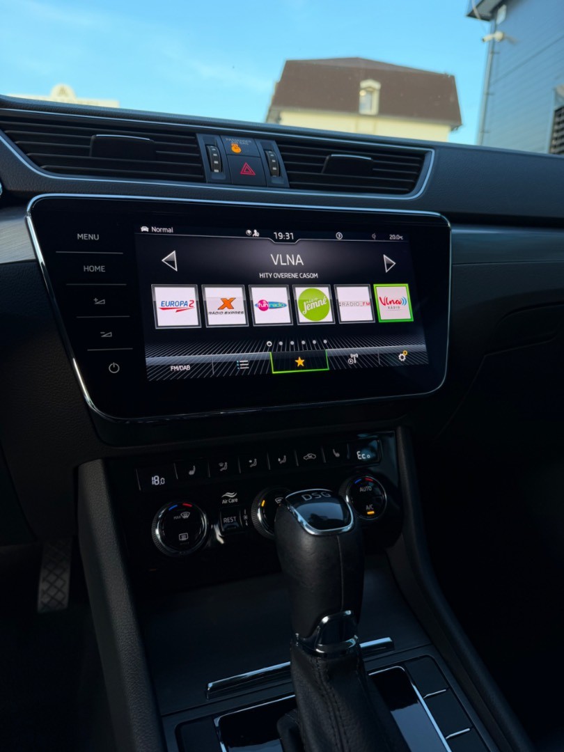 Škoda Superb Combi 1.4TSi DSG PHEV 160kW *VIRTUAL*ŤAŽNÉ*MODE*