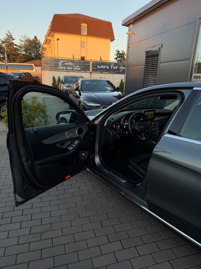 Mercedes-Benz C trieda Sedan 250CDi A/T AMG line