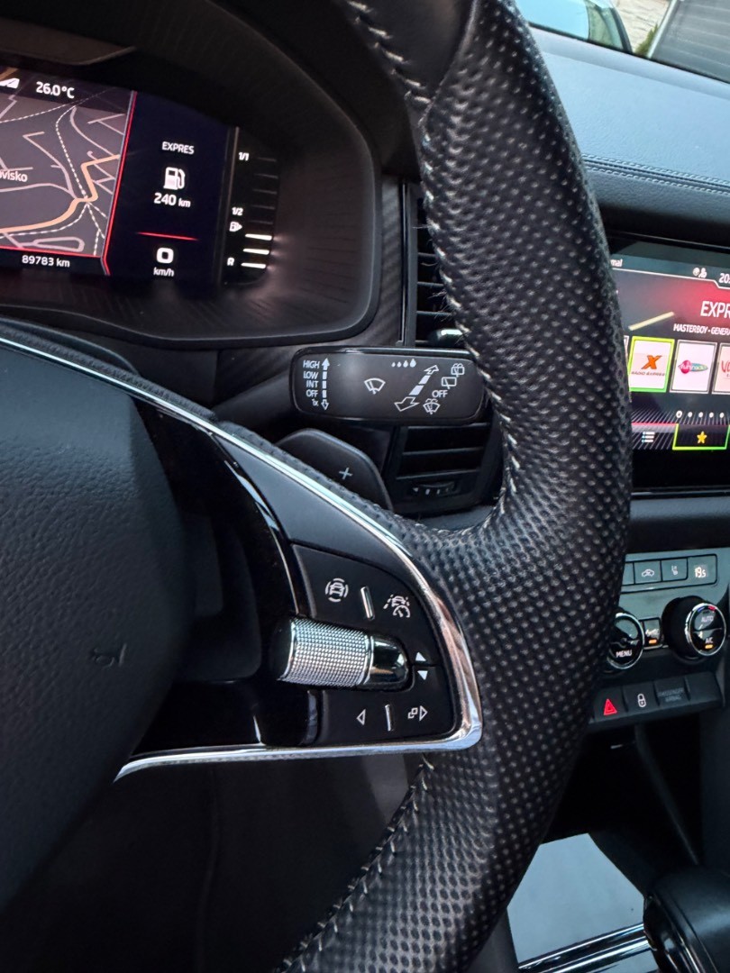 Škoda Kodiaq 2.0TDi 200PS DSG 4×4 Sportline ŤAŽNÉ-VIRTUAL