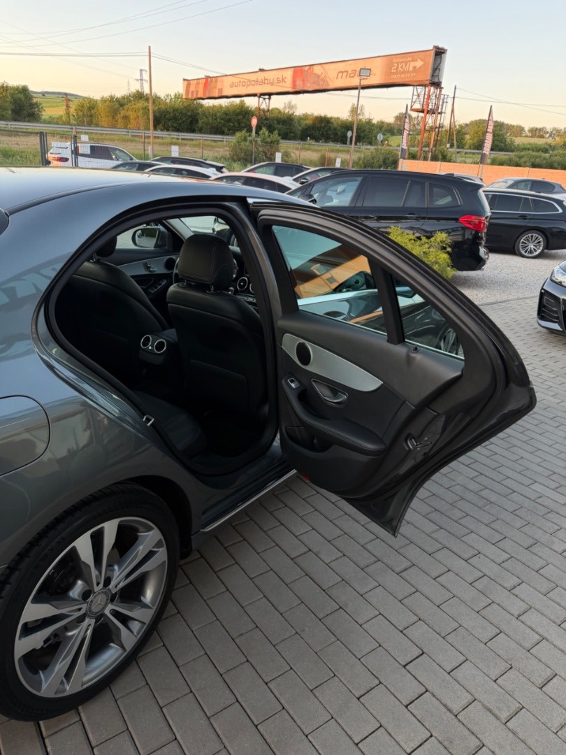 Mercedes-Benz C trieda Sedan 250CDi A/T AMG line