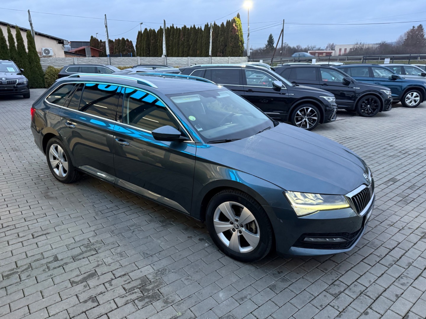 Škoda Superb Combi 2.0TDi DSG Style *VIRTUAL*