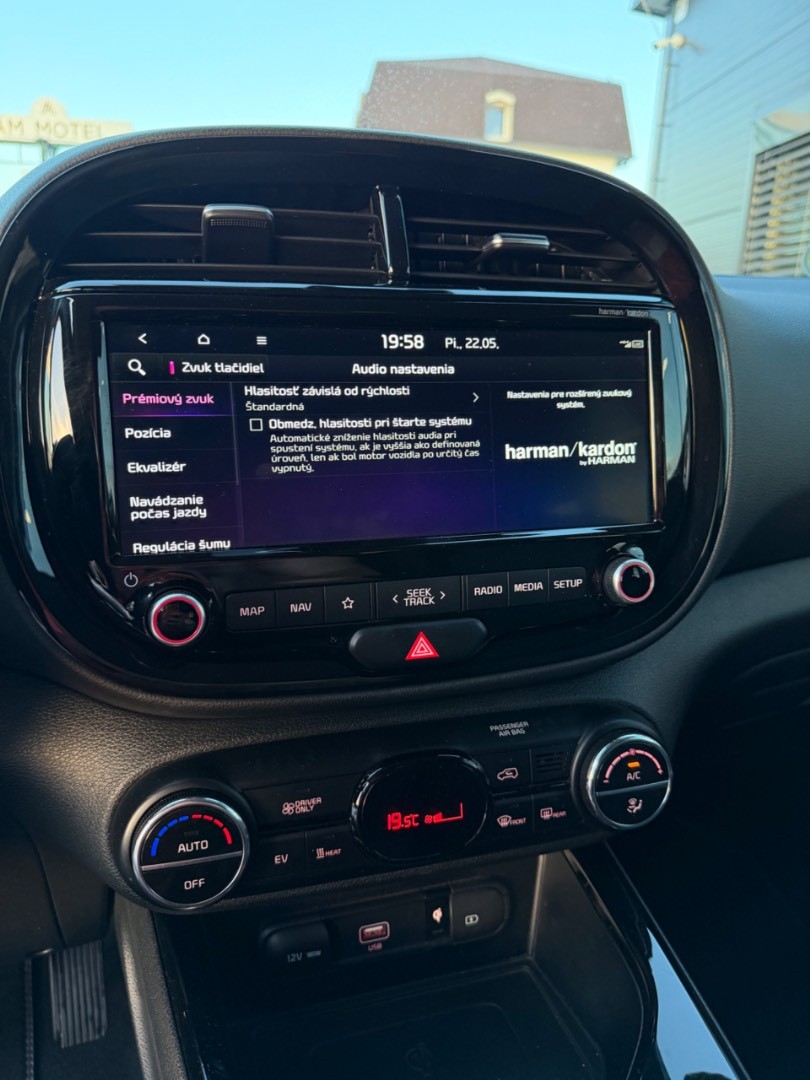 Kia E-Soul Soul ECOelectric 150kW/64kWh A/T TEPELKO*ZÁRUKA