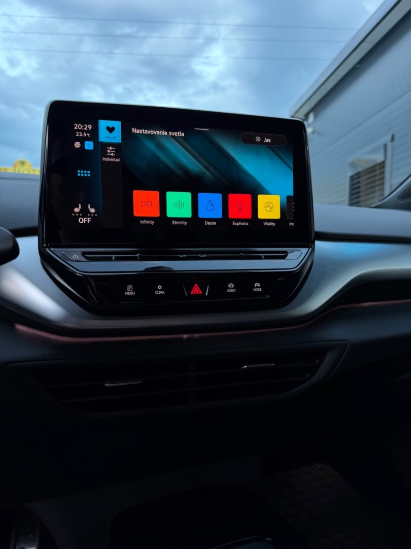 Volkswagen ID.4 PRO 77kWh/150kW SOH 94,7% 360/kamera