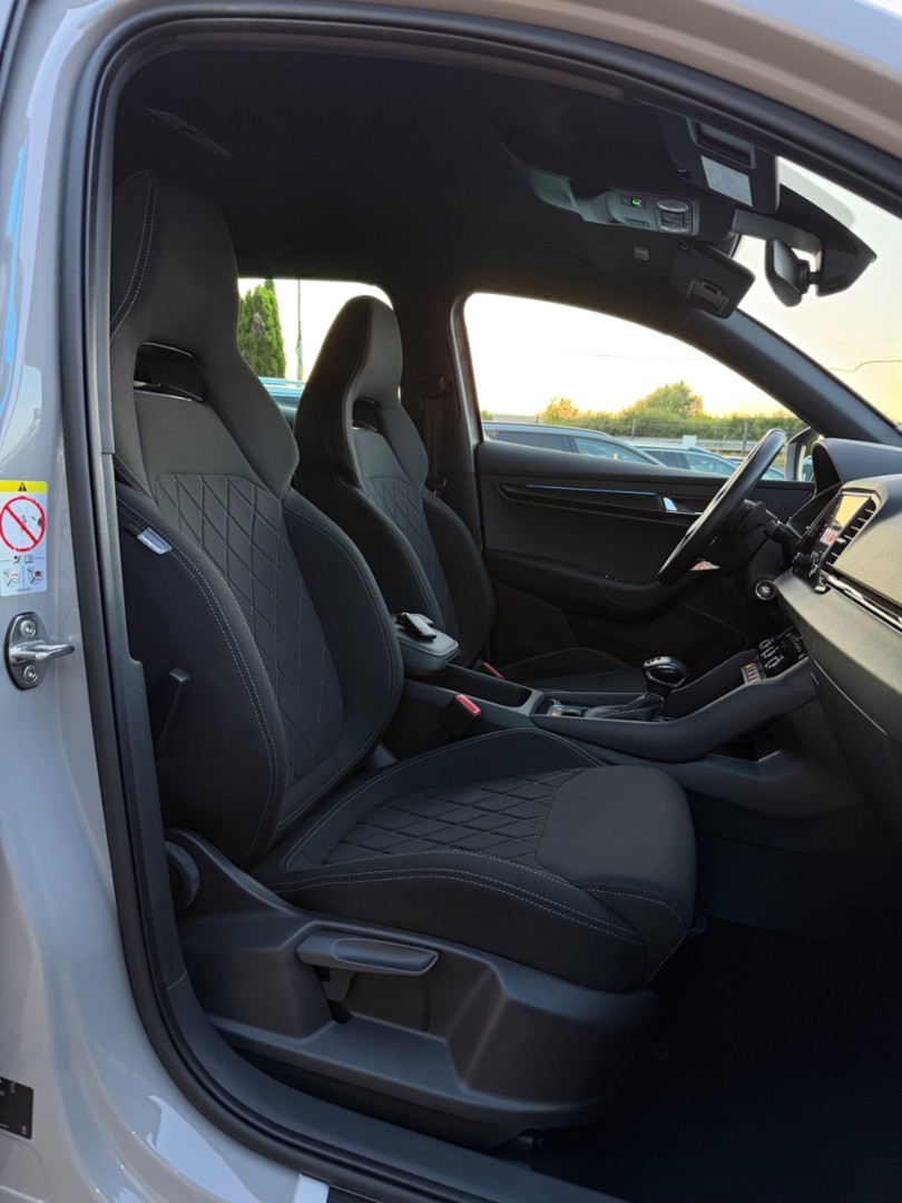 Škoda Karoq 2.0TDi DSG 4×4 Sportline ŤAŽNÉ-KAMERA-VIRTUAL