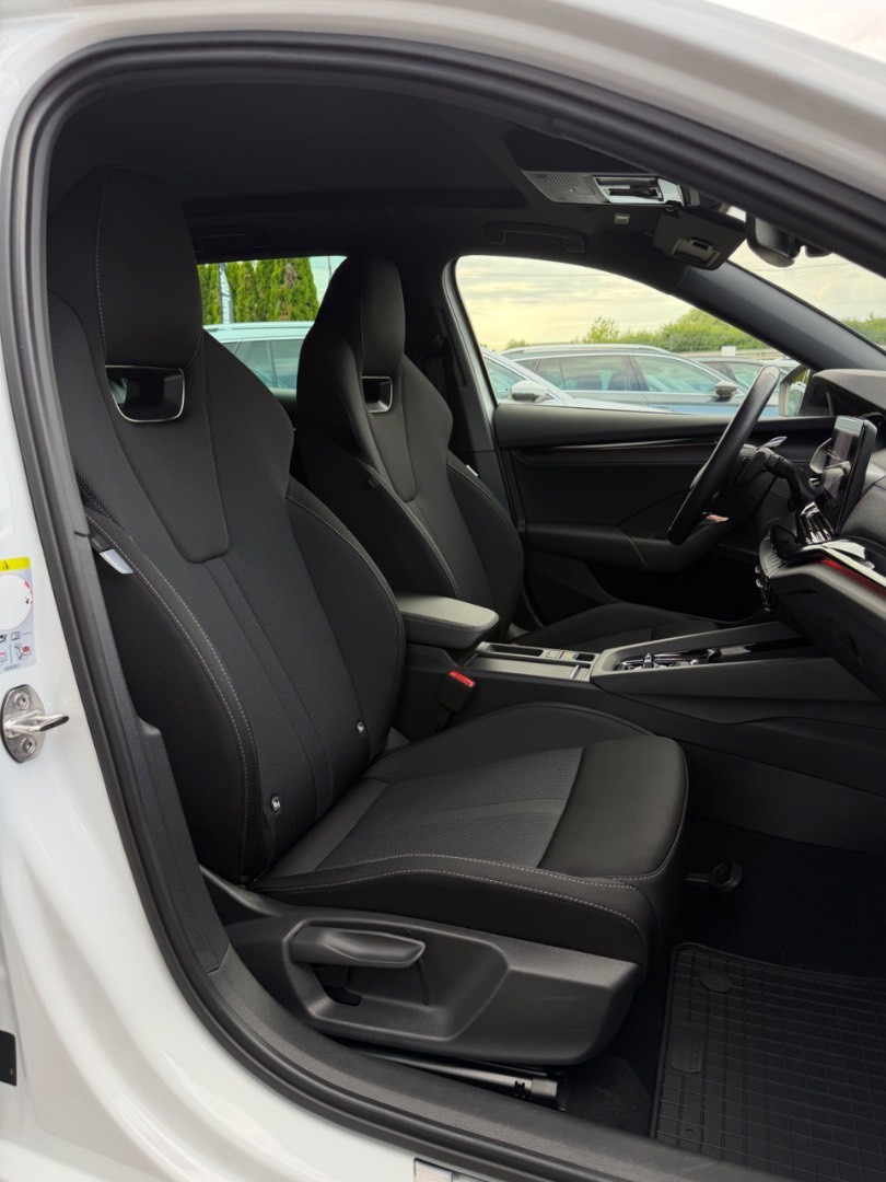 Škoda Octavia Combi 2.0TDi DSG Sportline Edition TOP
