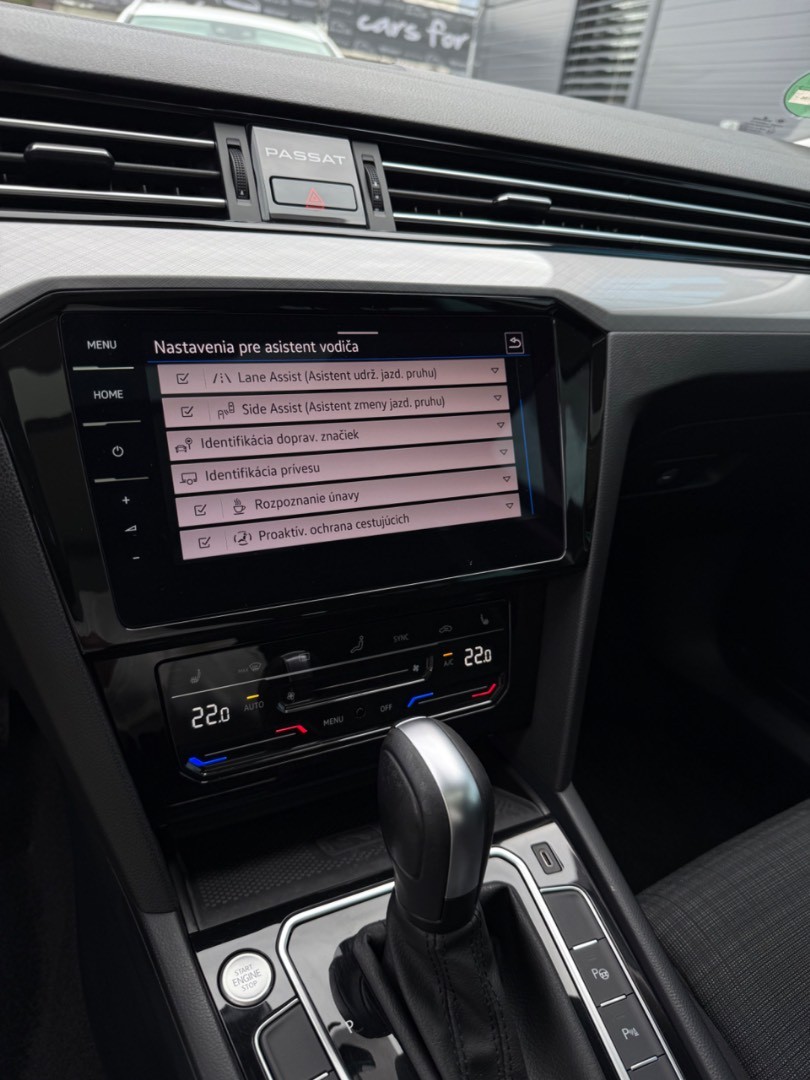 Volkswagen Passat Variant 2.0TDi DSG *Virtual*Harman/kardon*Ťažné*