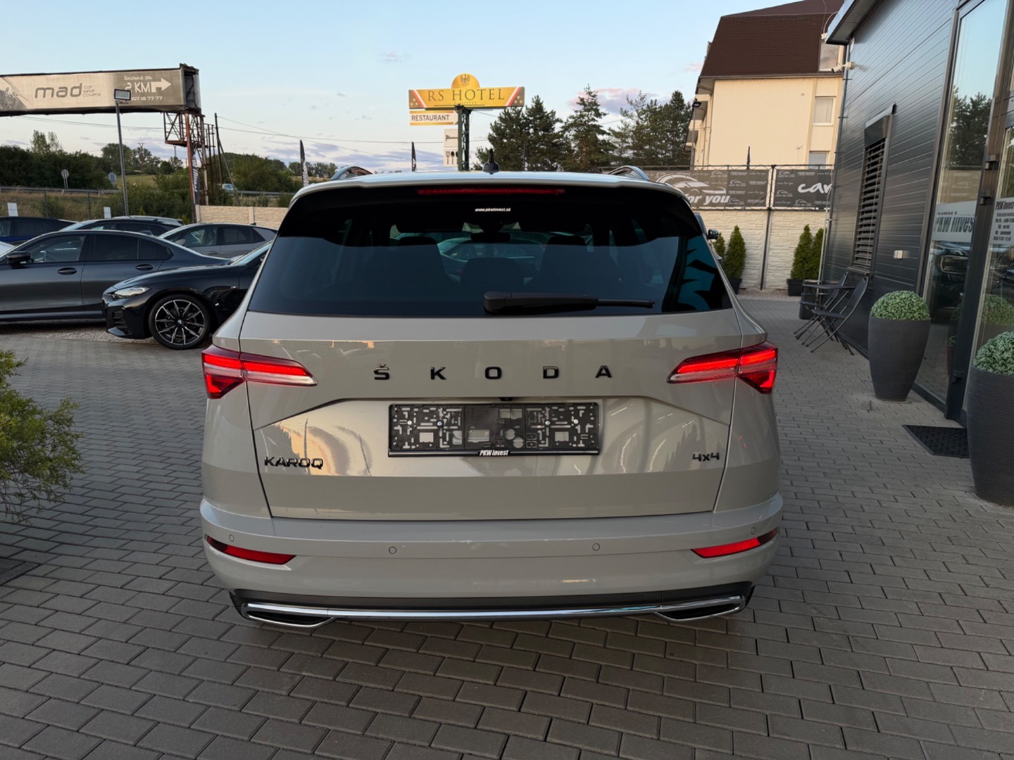 Škoda Karoq 2.0TDi DSG 4×4 Sportline ŤAŽNÉ-KAMERA-VIRTUAL