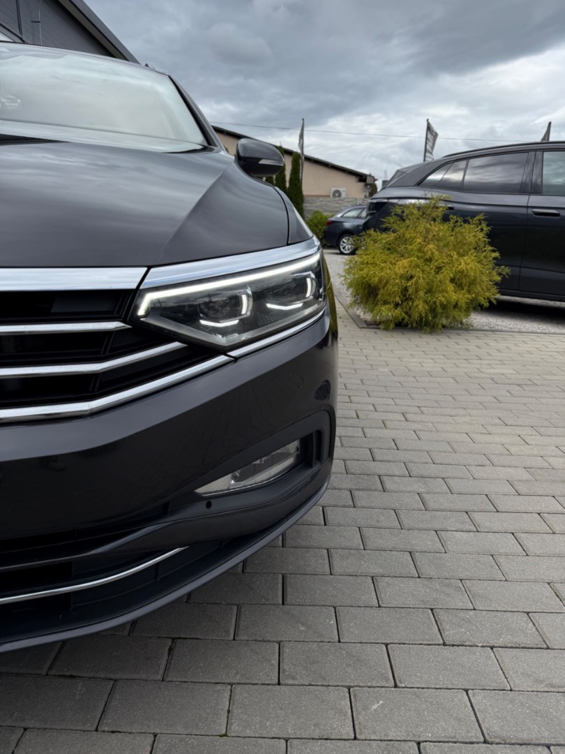Volkswagen Passat Variant 2.0TDi DSG *Virtual*Harman/kardon*Ťažné*