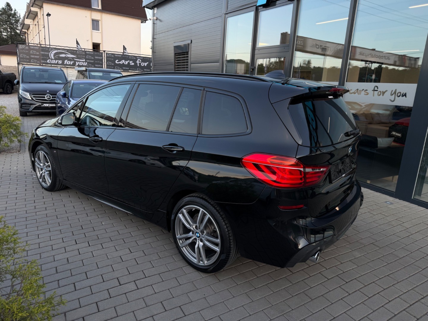 BMW Rad 2 Gran Tourer 218i   A/T M-Sport 7M Black line