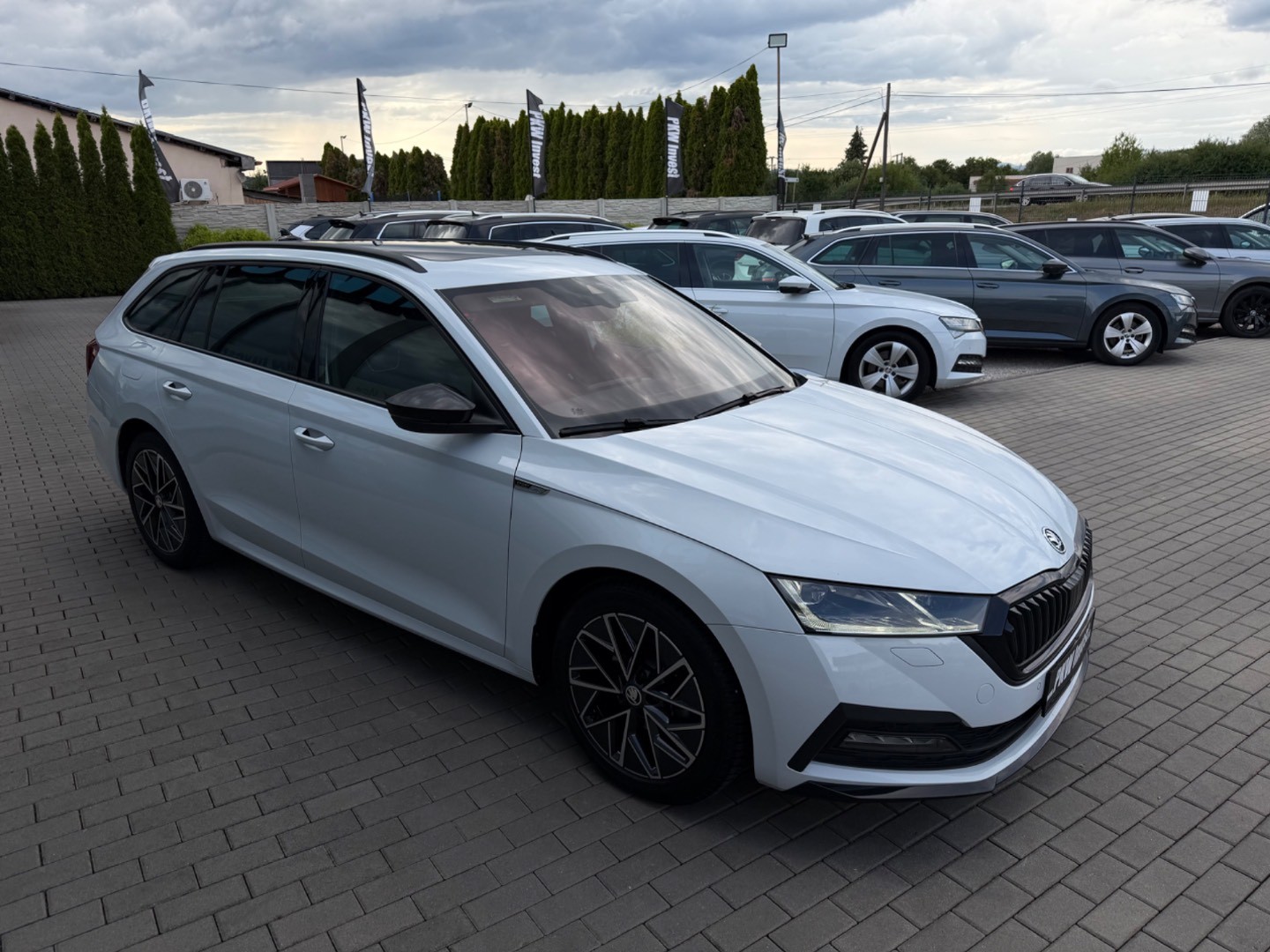 Škoda Octavia Combi 2.0TDi DSG Sportline Edition TOP