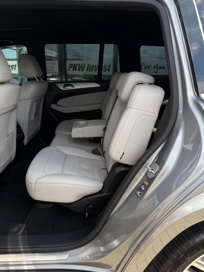 Mercedes-Benz GL 350CDI BlueTec 4Matic A/T AMG line 7M