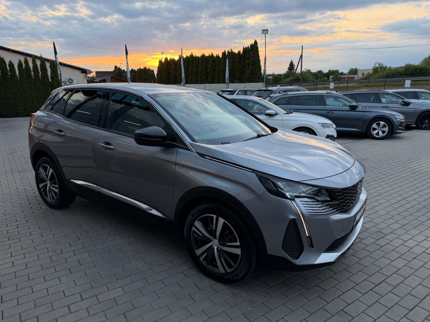 Peugeot 3008 1.5 Blue HDi 130k Allure A/T
