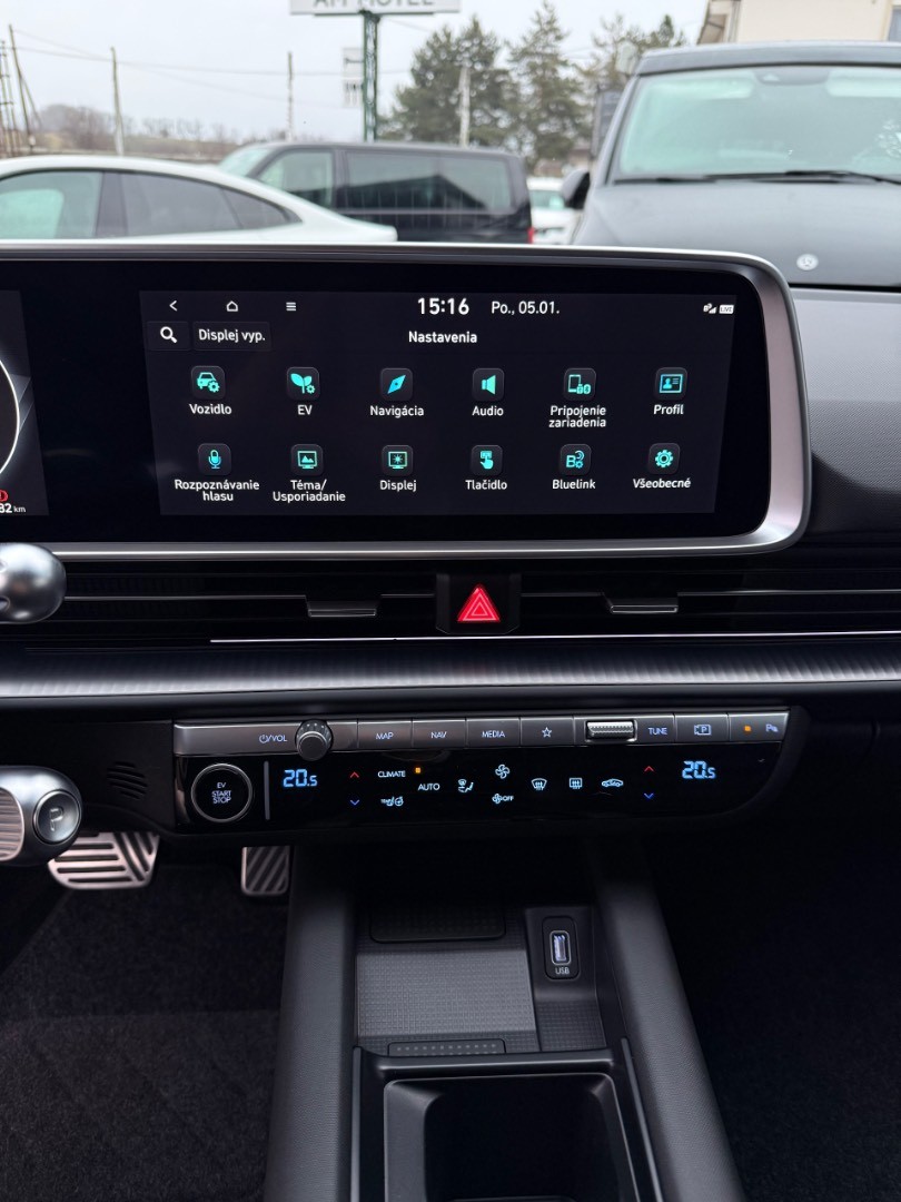 Hyundai Ioniq 6 239kWh 4×4 PREMIUM FULL A/T SK ŠPZ