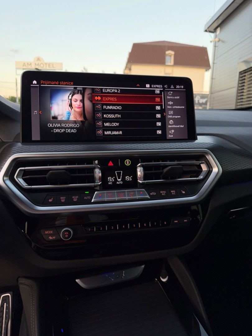 BMW X4 3.0d X-Drive A/T M-Sport line *PLNÁ ZÁRUKA*