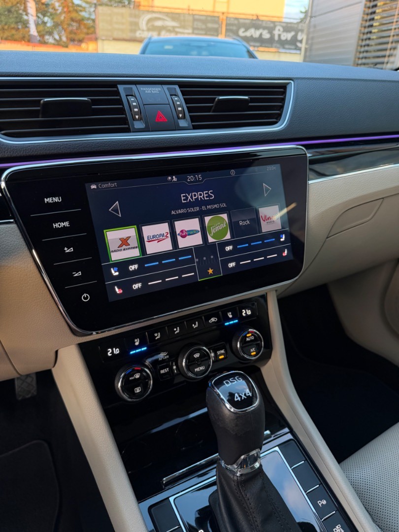 Škoda Superb Combi 2.0TDi DSG 4×4 L&K SK ŠPZ FULL