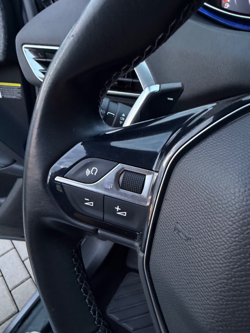 Peugeot 3008 1.5 Blue HDi 130k Allure A/T