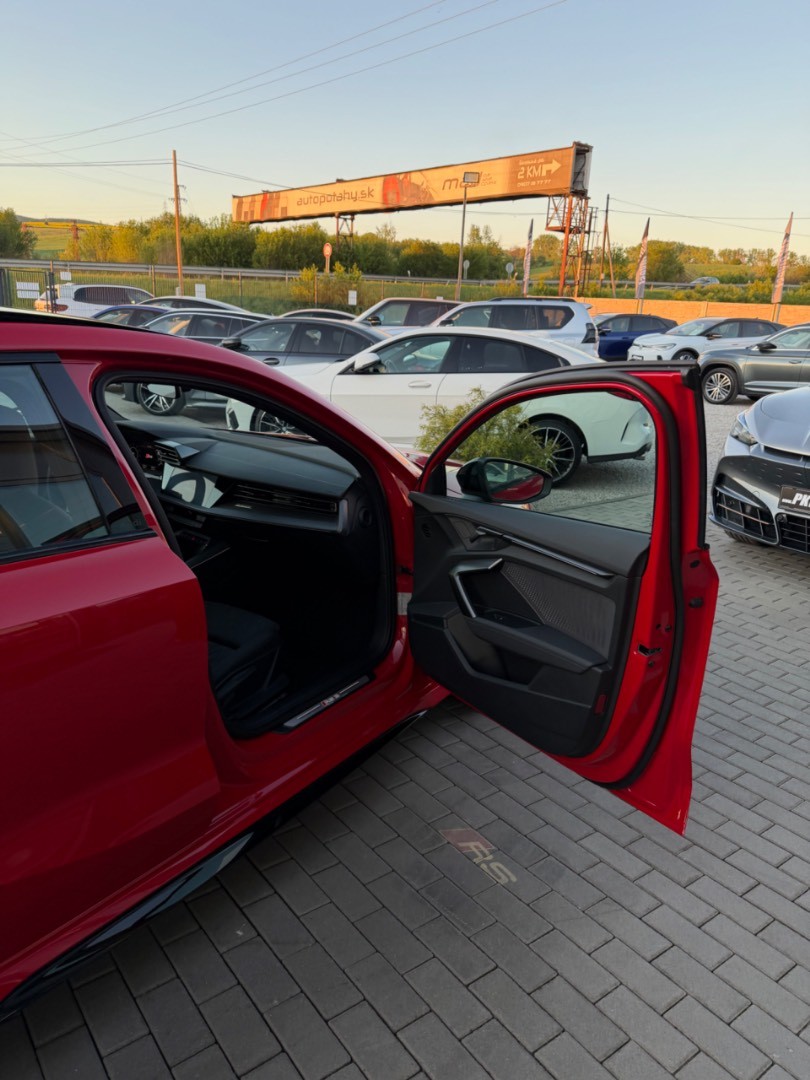 Audi RS3 Sportback 2.5TFSi Quattro SR kupované