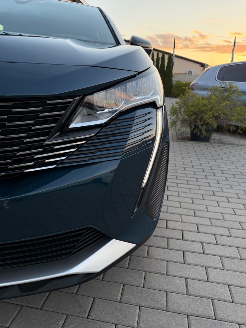 Peugeot 5008 1.5BlueHDi 130PS A/T 7-MIESTNE Allure Edition