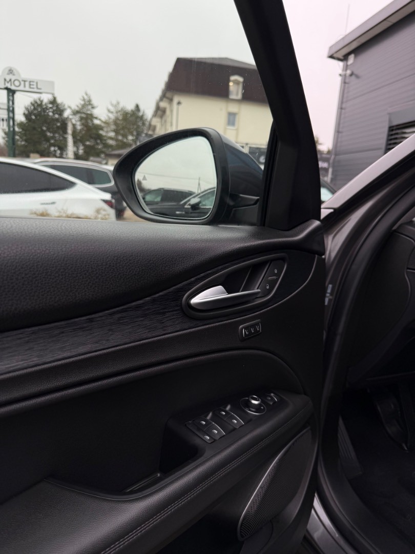Alfa Romeo Stelvio 2.2 JTD 190k Business AWD A/T