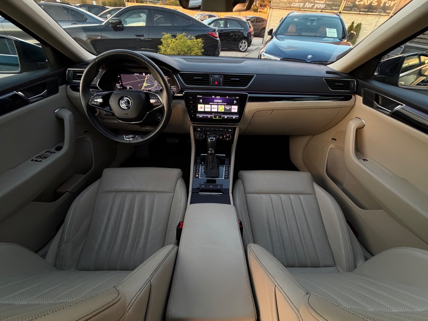 Škoda Superb Combi 2.0TDi DSG 4×4 L&K SK ŠPZ FULL