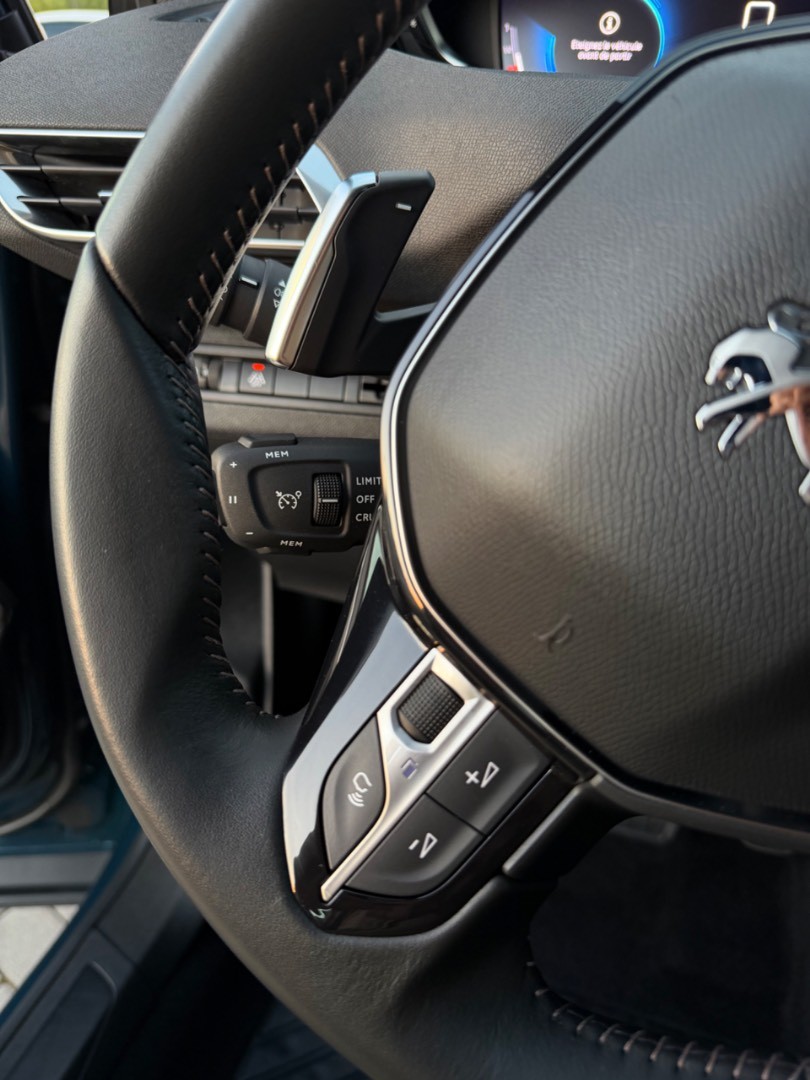Peugeot 5008 1.5BlueHDi 130PS A/T 7-MIESTNE Allure Edition
