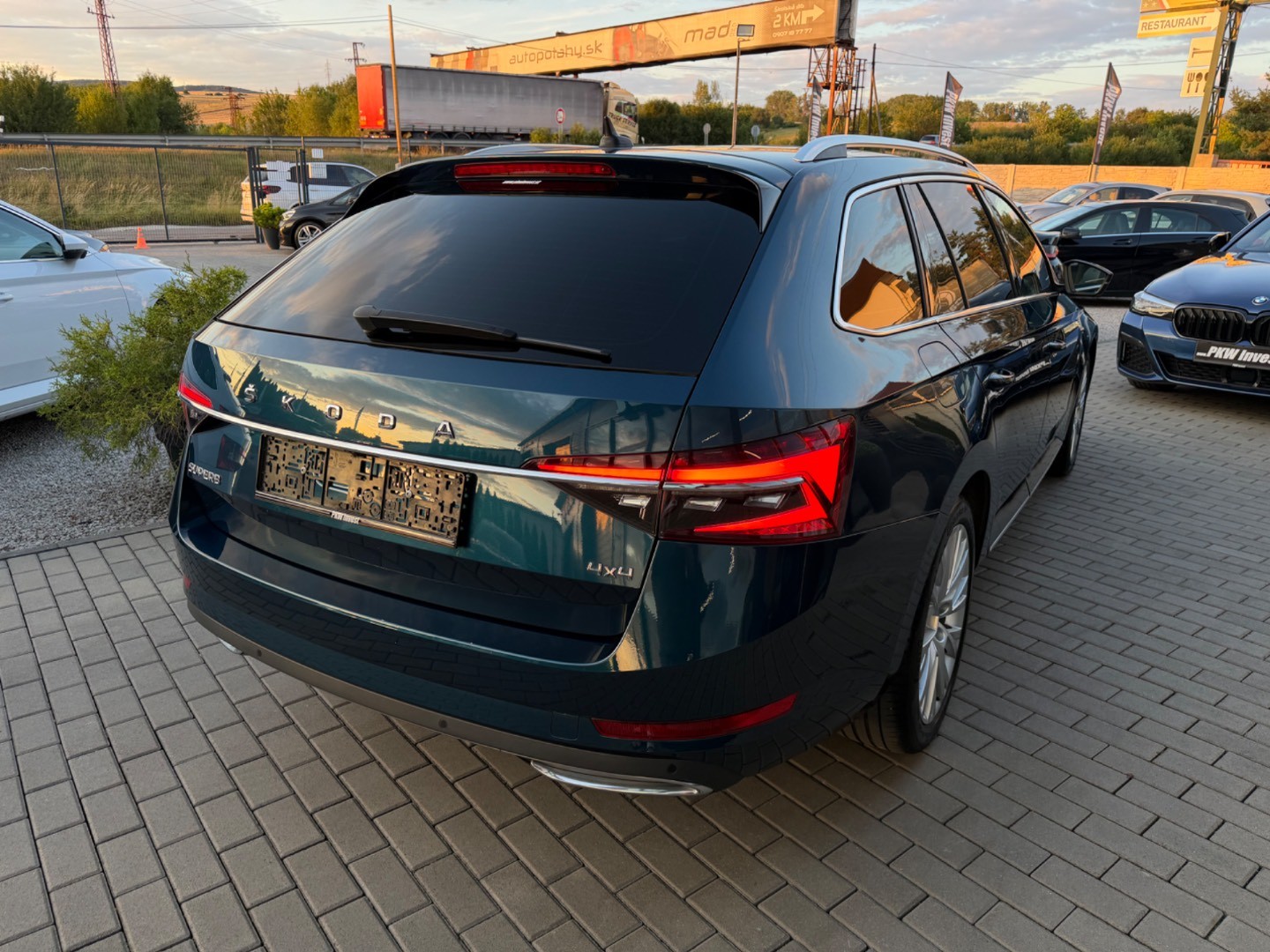 Škoda Superb Combi 2.0TDi DSG 4×4 L&K SK ŠPZ FULL
