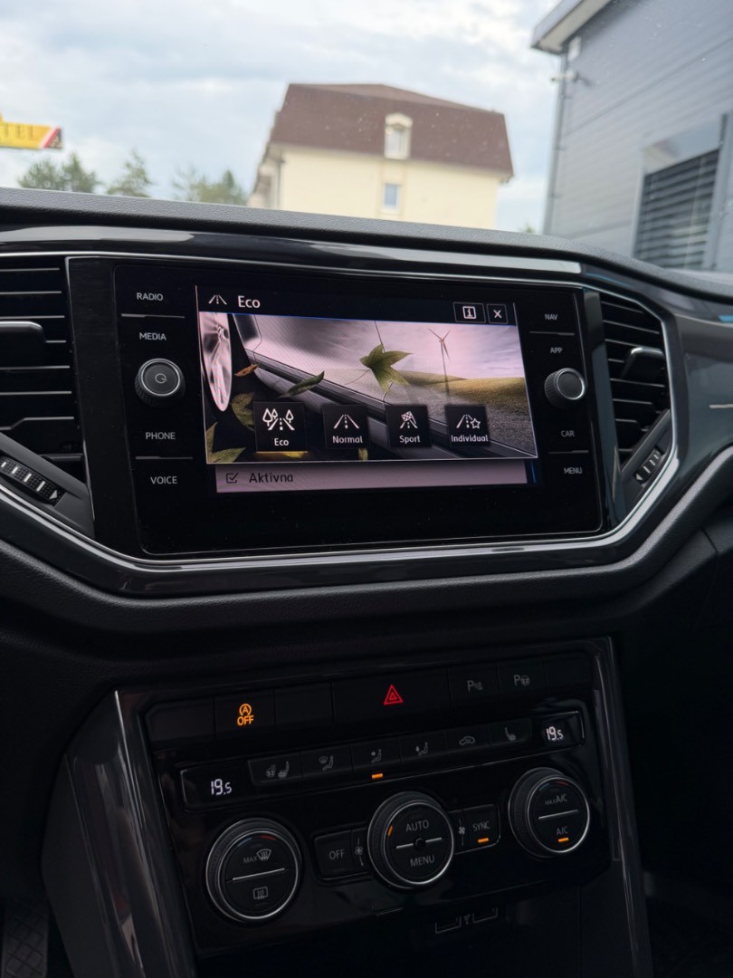 Volkswagen T-Roc 2.0TSi 190PS DSG 4Motion KUPOVANÉ v SR