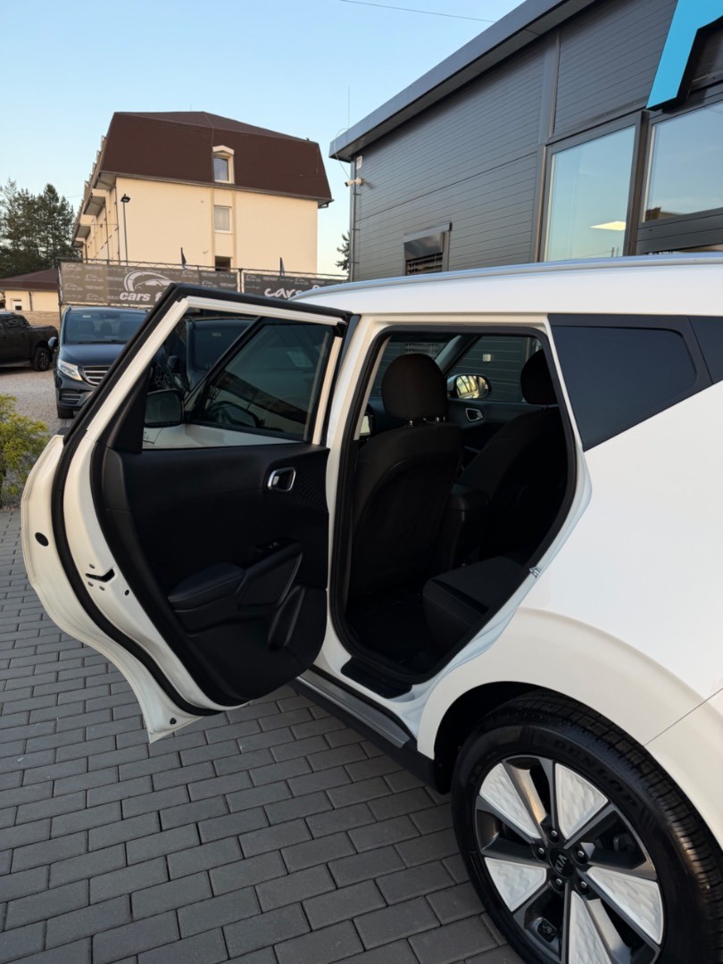 Kia E-Soul Soul ECOelectric 150kW/64kWh A/T TEPELKO*ZÁRUKA