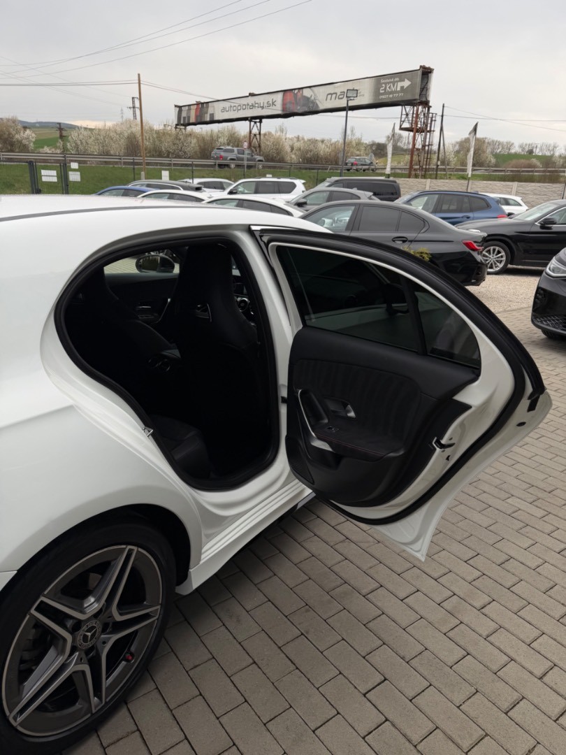 Mercedes-Benz A trieda 180d /T AMG line