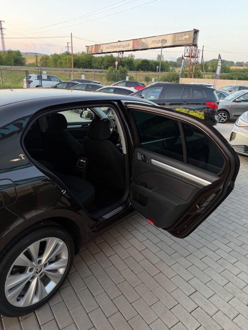 Škoda Superb 2.0TDi 140PS Elegance SR kupovaný