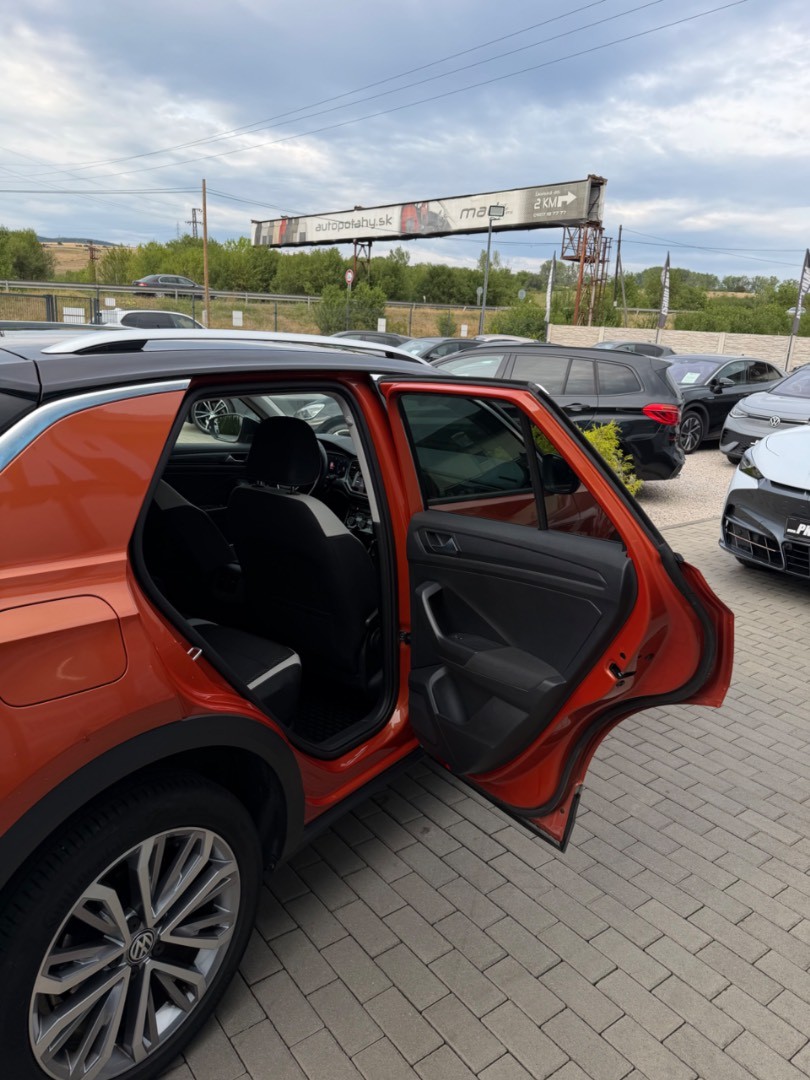 Volkswagen T-Roc 2.0TSi 190PS DSG 4Motion KUPOVANÉ v SR