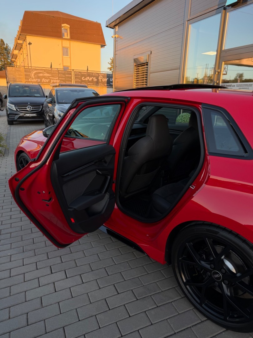 Audi RS3 Sportback 2.5TFSi Quattro SR kupované