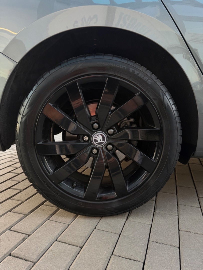 Škoda Superb Combi 2.0TDi DSG Selection SK ŠPZ