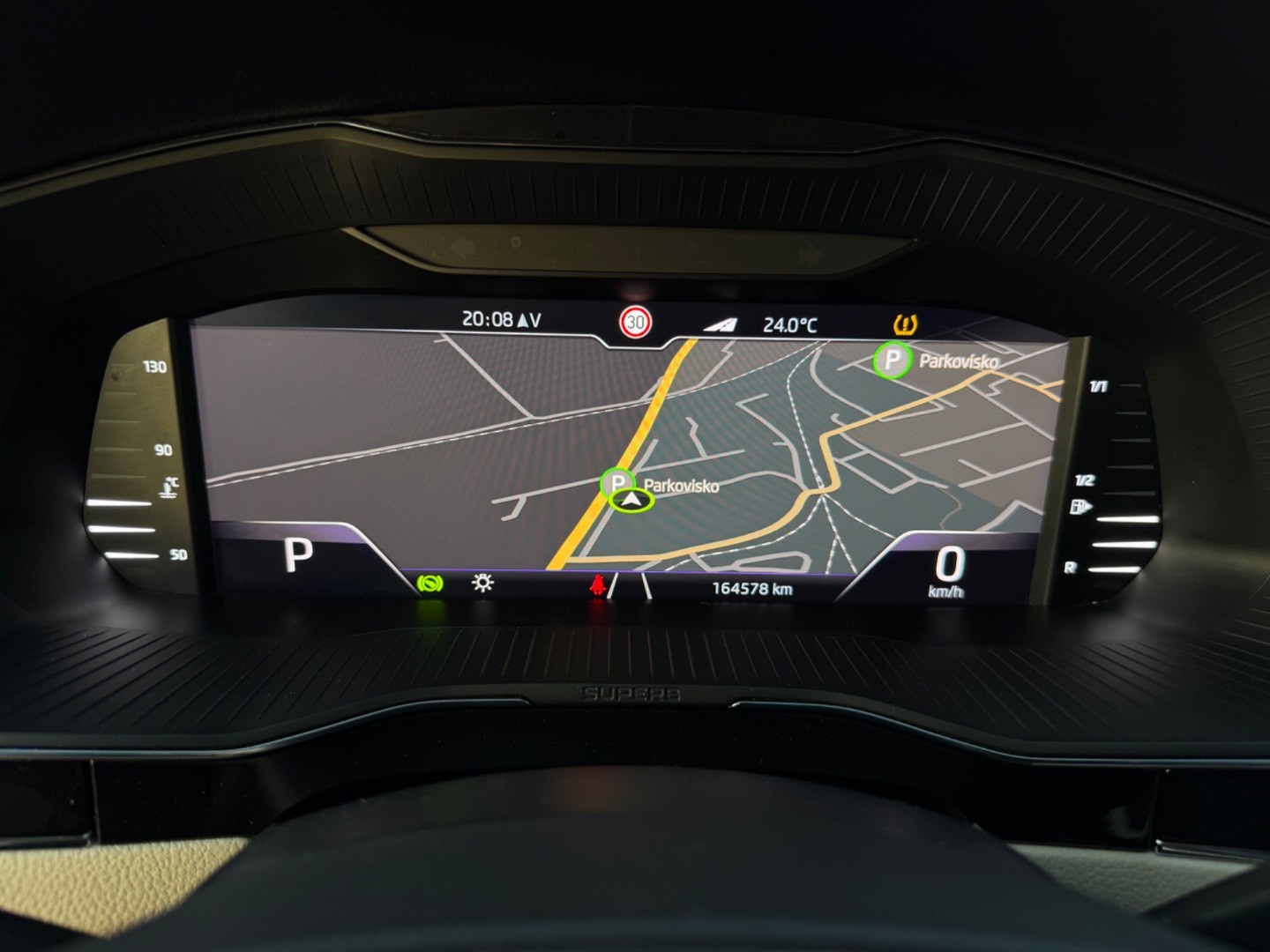 Škoda Superb Combi 2.0TDi DSG 4×4 L&K SK ŠPZ FULL