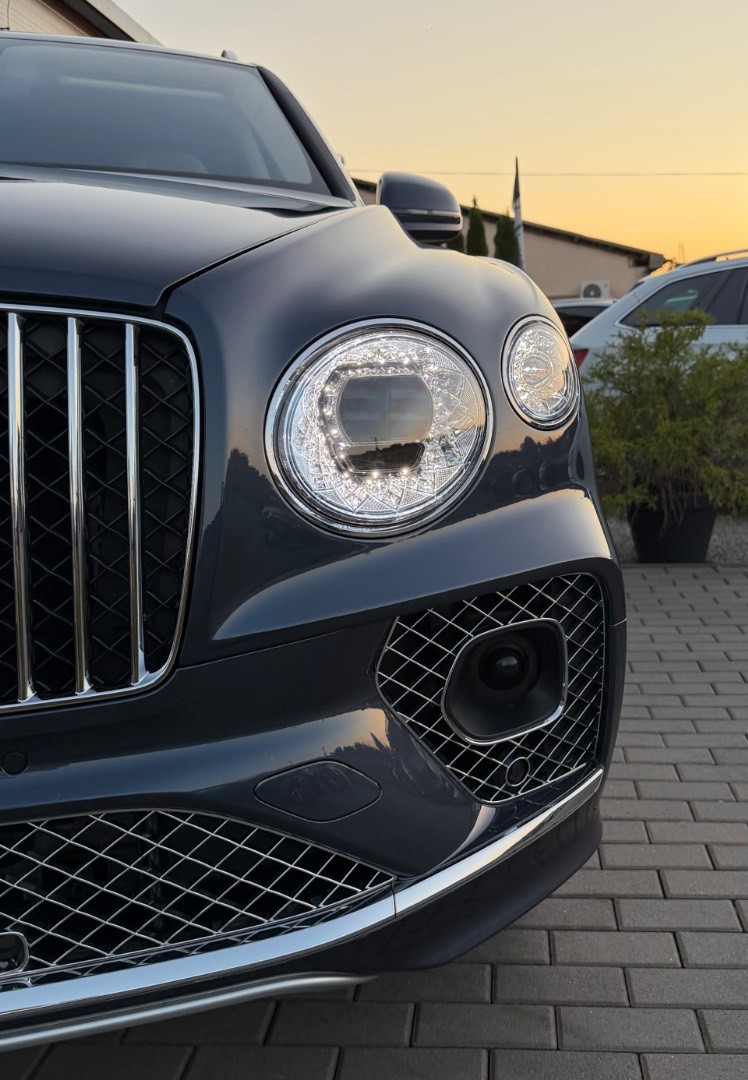 Bentley Bentayga 4.0 V8 First Edition SK ŠPZ VZDUCH-TV-360CAM