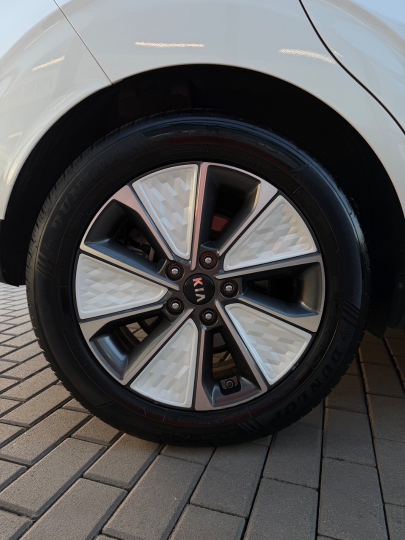 Kia E-Soul Soul ECOelectric 150kW/64kWh A/T TEPELKO*ZÁRUKA