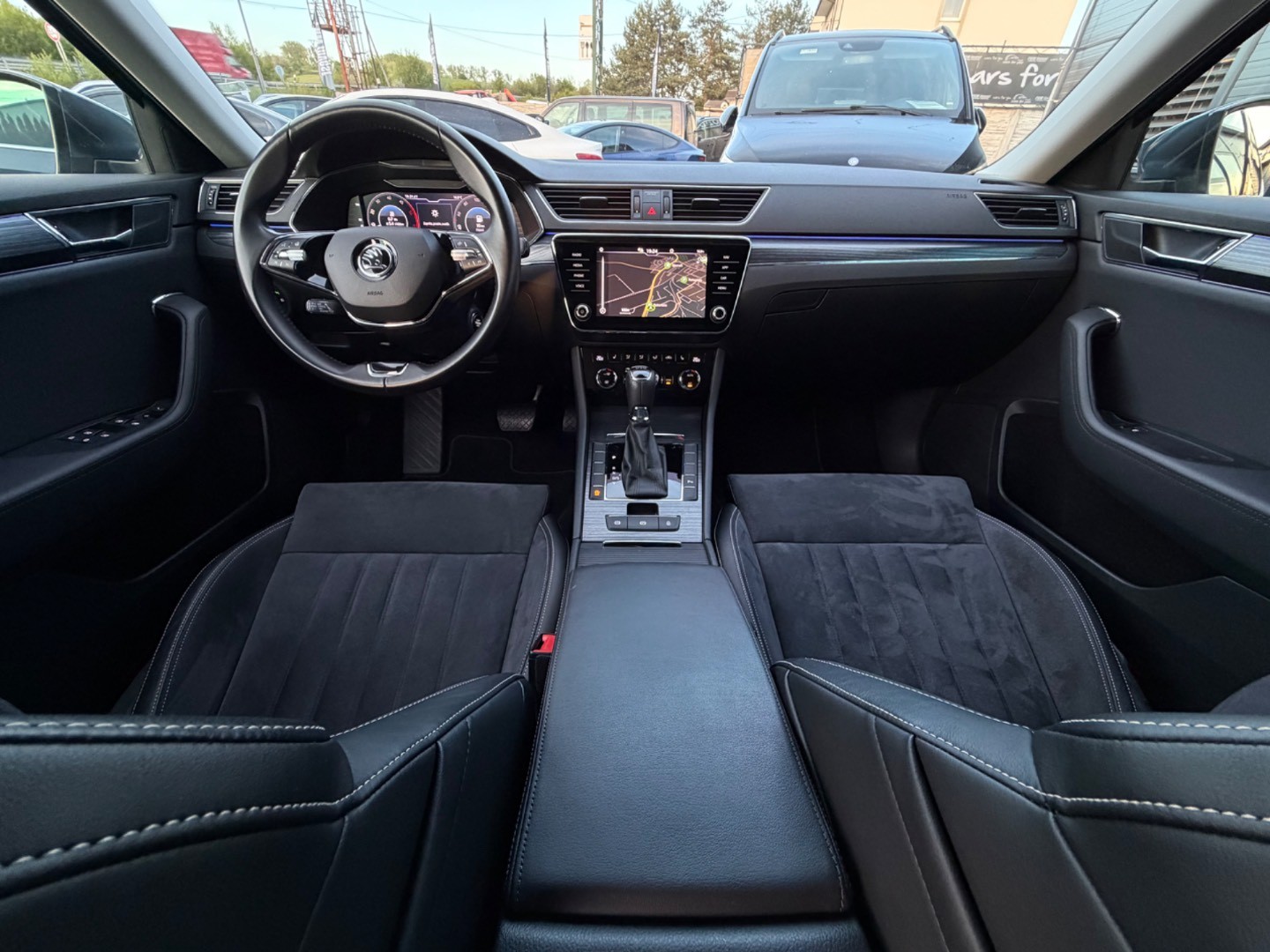 Škoda Superb 2.0TDi DSG Style *VIRTUAL*KAMERA*