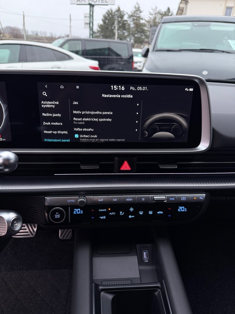 Hyundai Ioniq 6 239kWh 4×4 PREMIUM FULL A/T SK ŠPZ