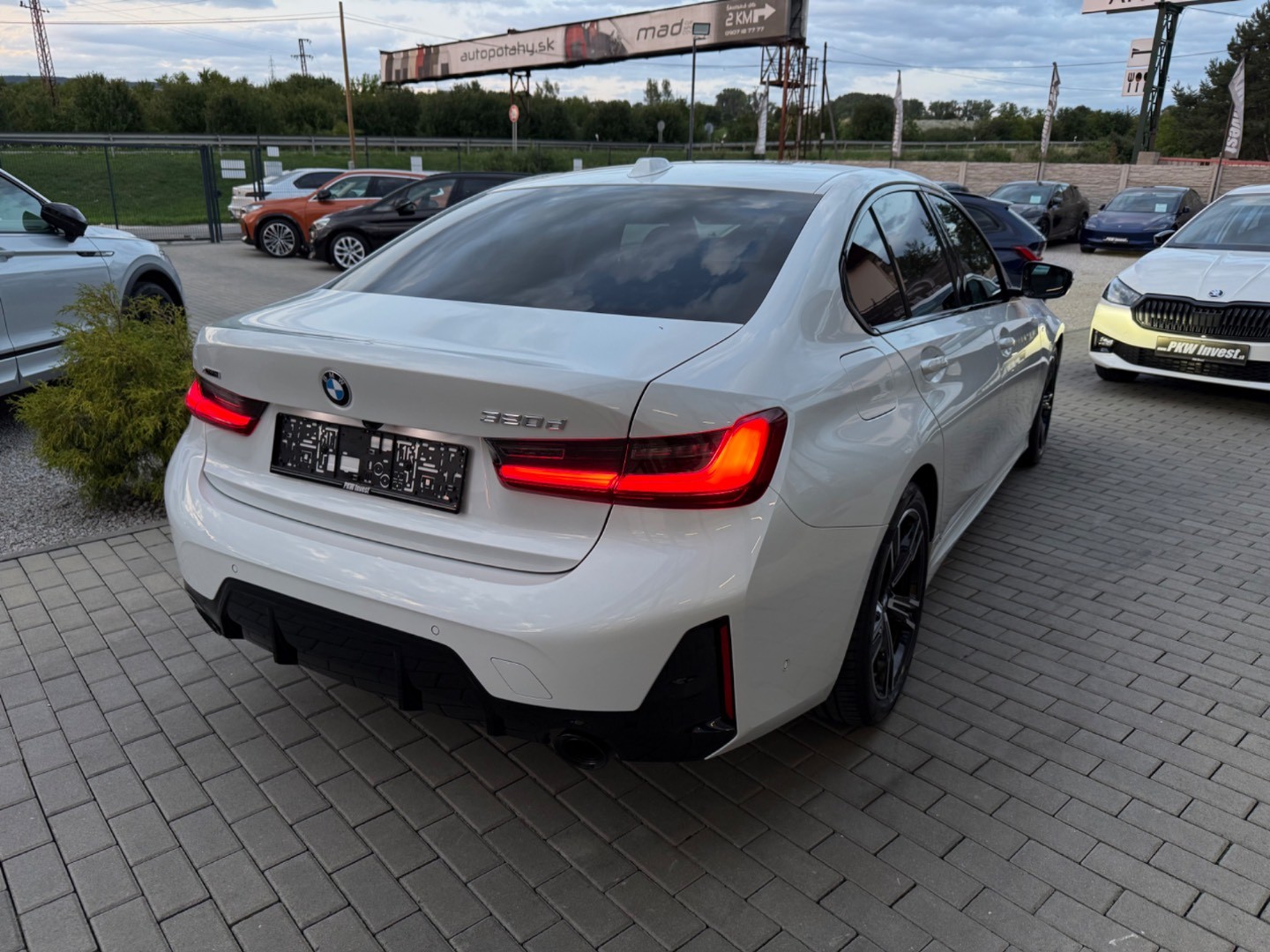 BMW Rad 3 320d mHEV x-Drive A/T M-Sport *PLNÁ ZÁRUKA*