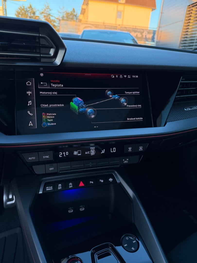 Audi RS3 Sportback 2.5TFSi Quattro SR kupované