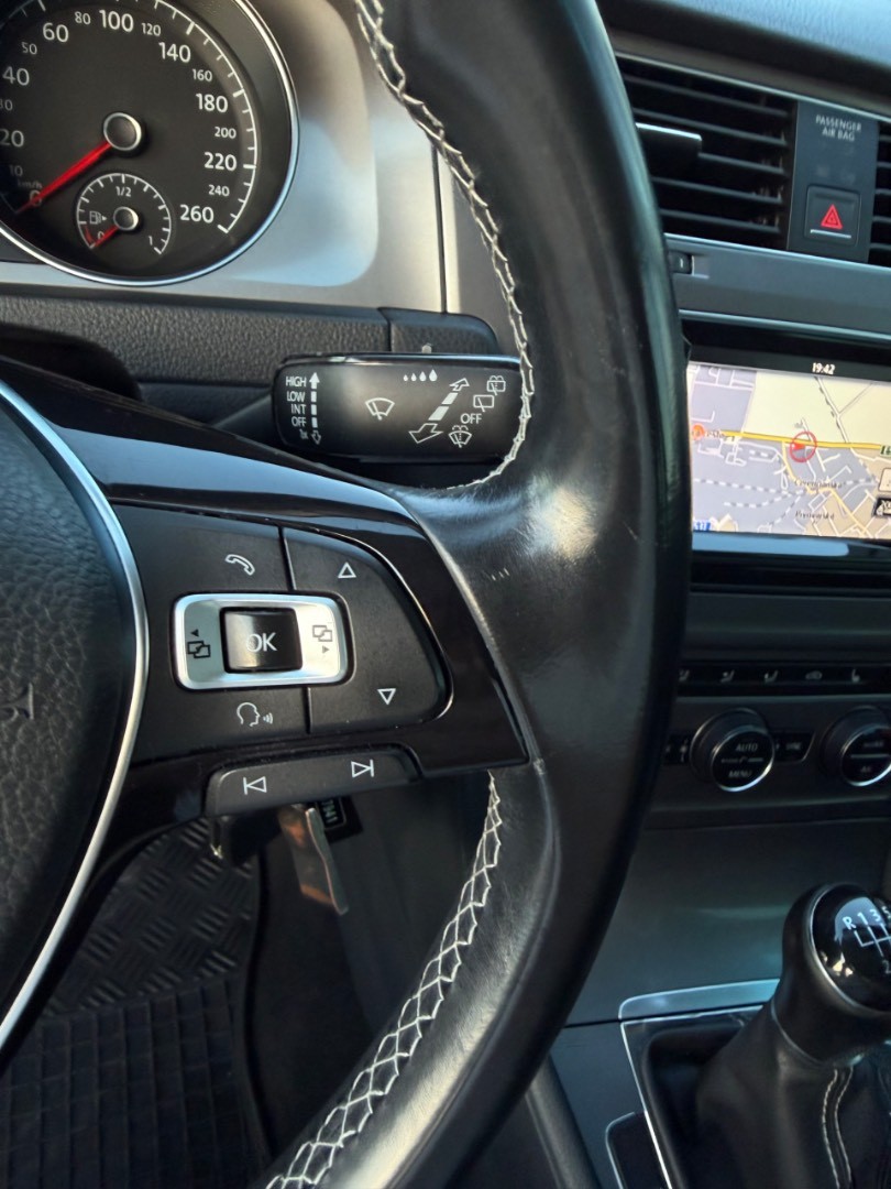 Volkswagen Golf 2.0 TDI BMT 150k Comfortline EU6