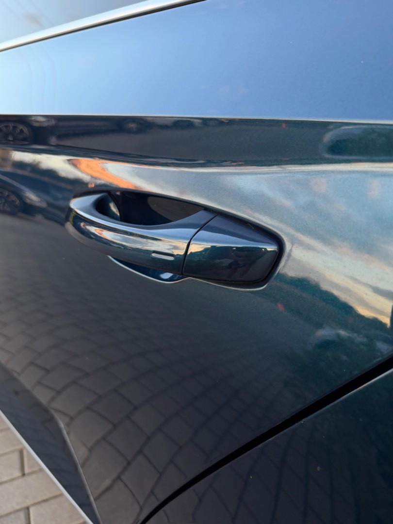Škoda Superb Combi 2.0TDi DSG 4×4 L&K SK ŠPZ FULL