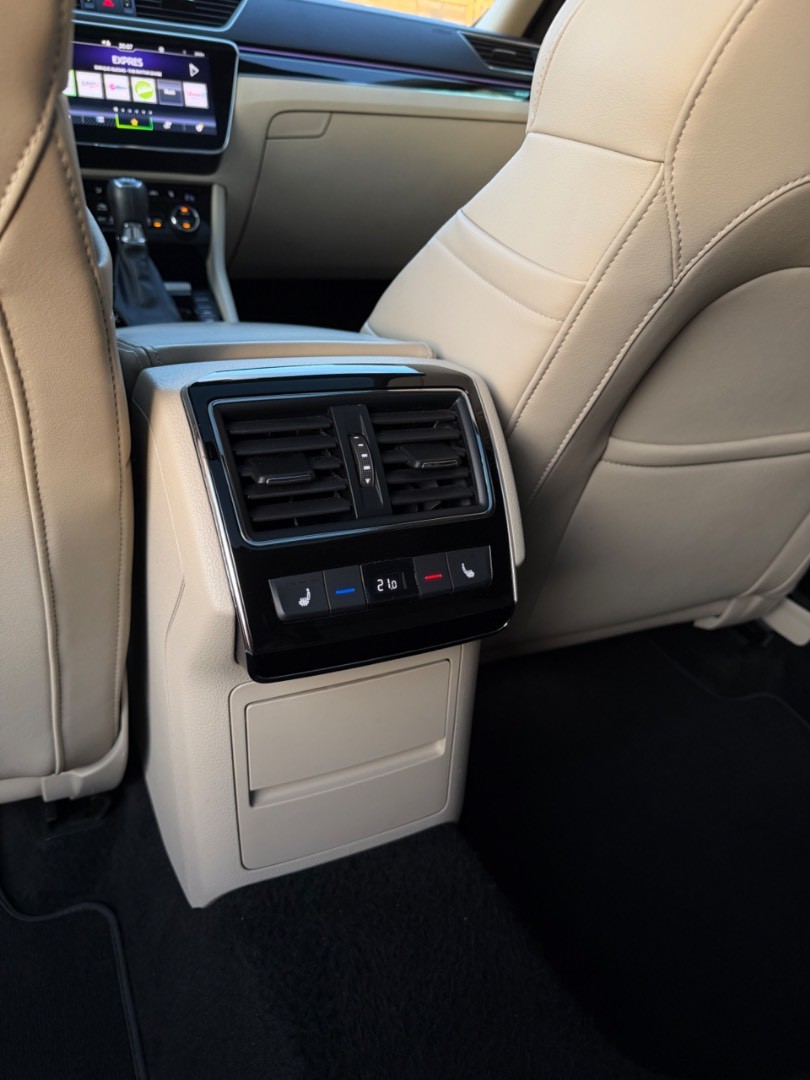 Škoda Superb Combi 2.0TDi DSG 4×4 L&K SK ŠPZ FULL