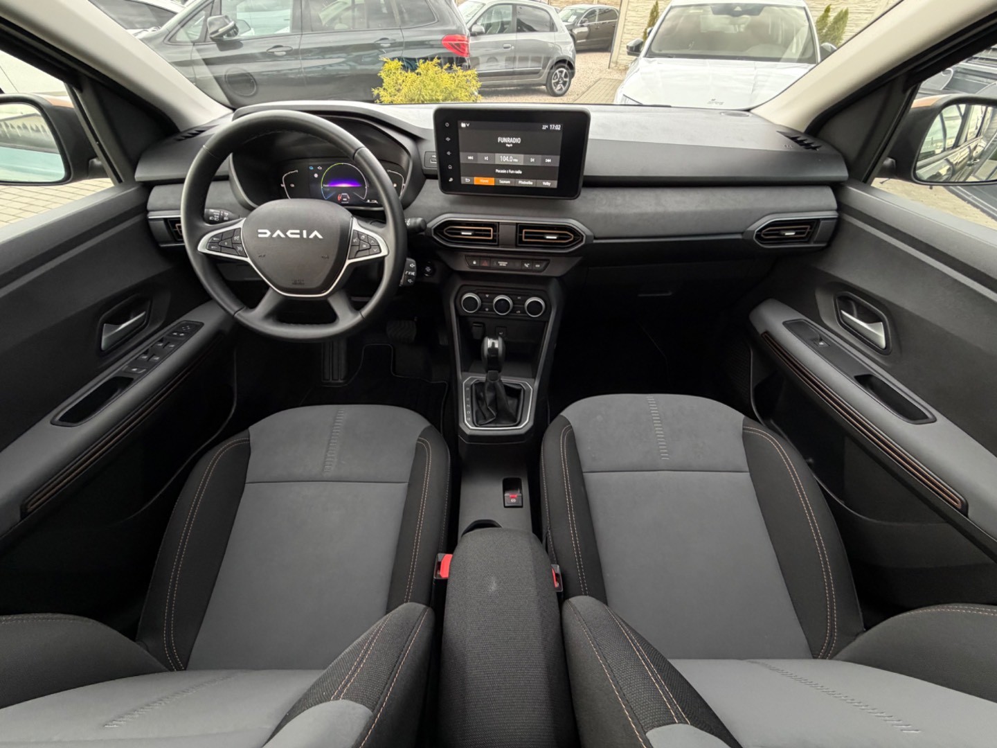 Dacia Jogger EXTREME 1.6Hybrid 140PS A/T 5M