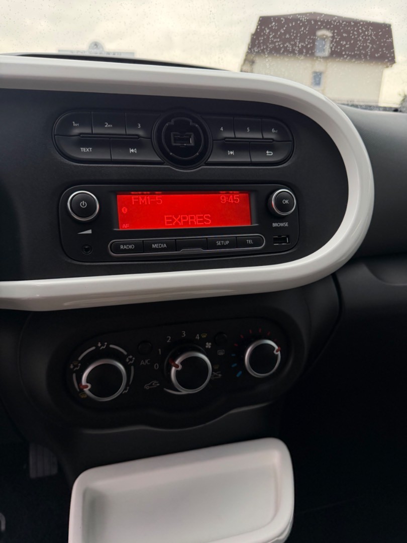 Renault Twingo 900i TECH GT Edition