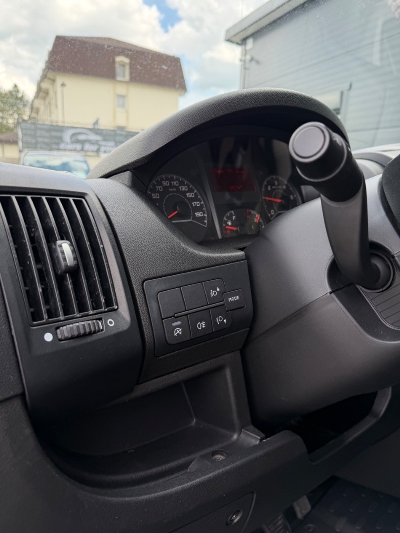 Peugeot Boxer 2.2BlueHDi 333 L2H2