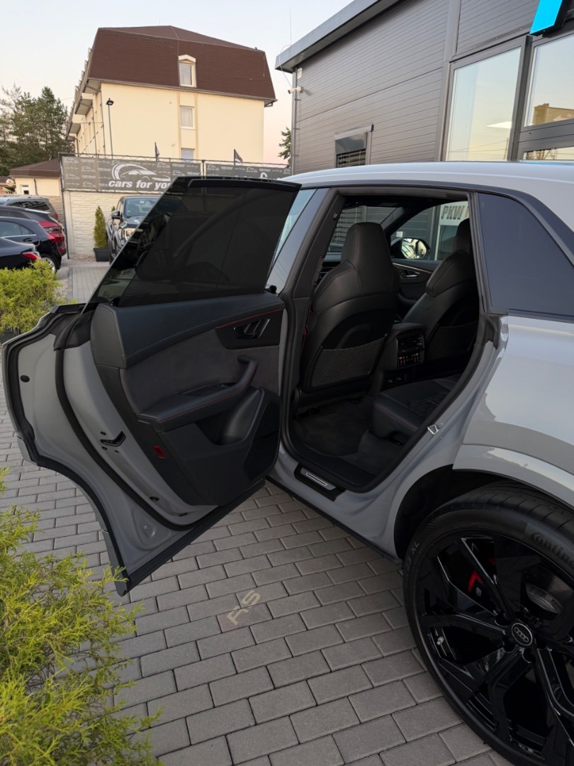 Audi RSQ8 4.0TFSi V8 TT8 Quattro 800+PS SK ŠPZ