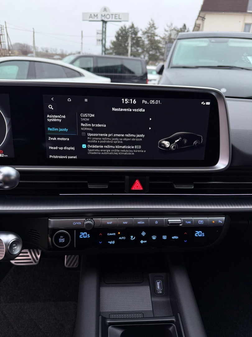 Hyundai Ioniq 6 239kWh 4×4 PREMIUM FULL A/T SK ŠPZ