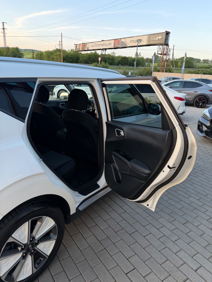 Kia E-Soul Soul ECOelectric 150kW/64kWh A/T TEPELKO*ZÁRUKA