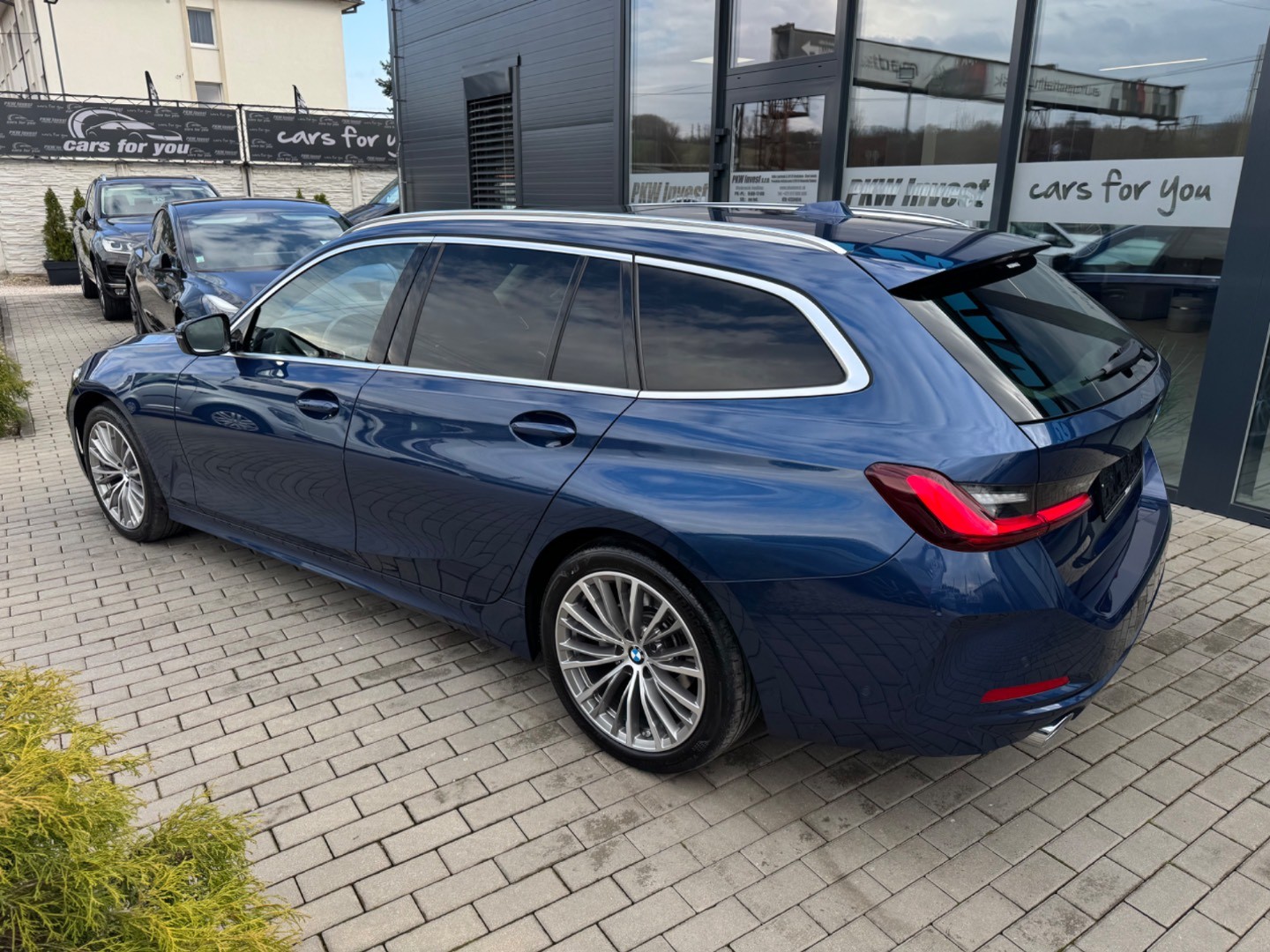 BMW Rad 3 Touring 320d  mHEV x-Drive A/T Luxury SK ŠPZ